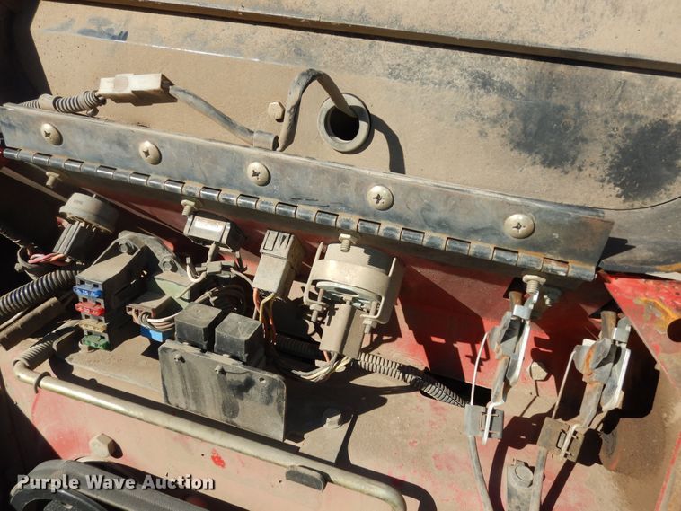 image for item DK7584 2011 Toro TX427  compact utility loader