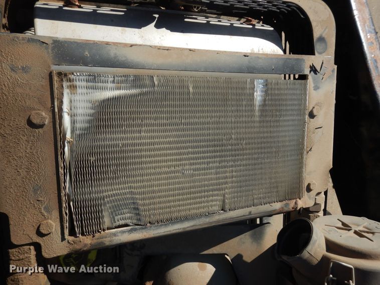 image for item DK7584 2011 Toro TX427  compact utility loader