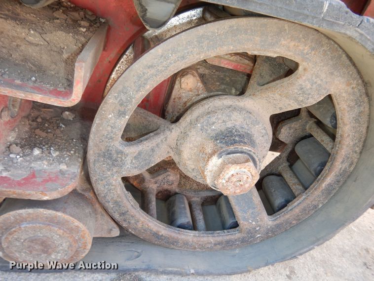 image for item DK7584 2011 Toro TX427  compact utility loader