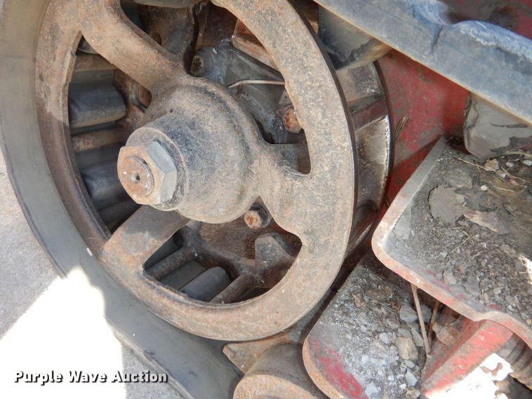 image for item DK7584 2011 Toro TX427  compact utility loader