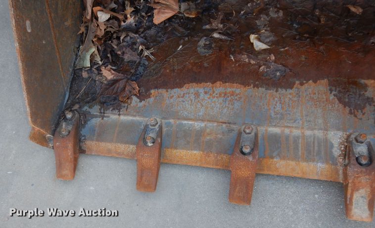 image for item DK7587 Kubota SVL75-2  skid steer loader