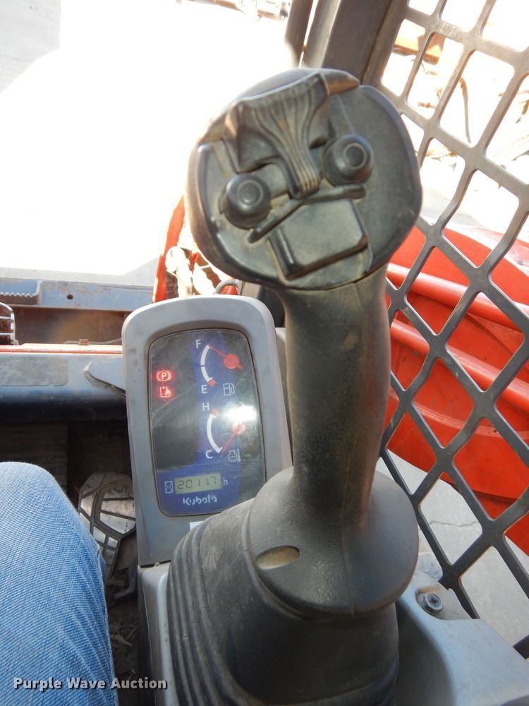 image for item DK7587 Kubota SVL75-2  skid steer loader