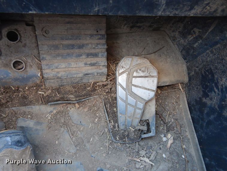 image for item DK7587 Kubota SVL75-2  skid steer loader