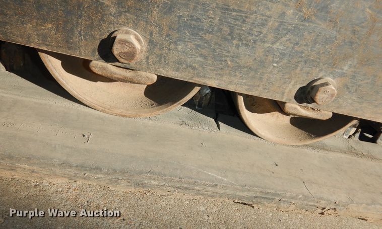 image for item DK7587 Kubota SVL75-2  skid steer loader