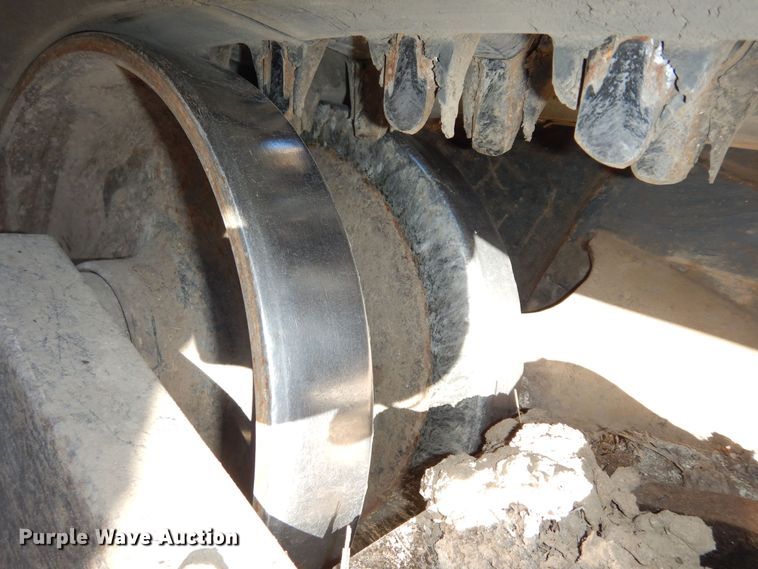 image for item DK7587 Kubota SVL75-2  skid steer loader