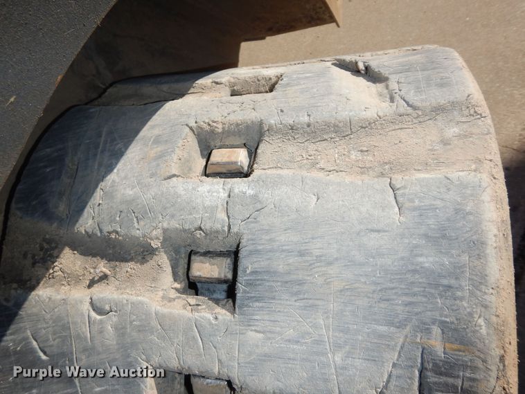 image for item DK7587 Kubota SVL75-2  skid steer loader