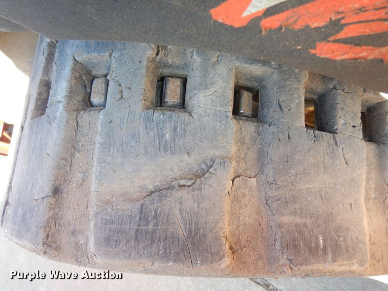 image for item DK7587 Kubota SVL75-2  skid steer loader