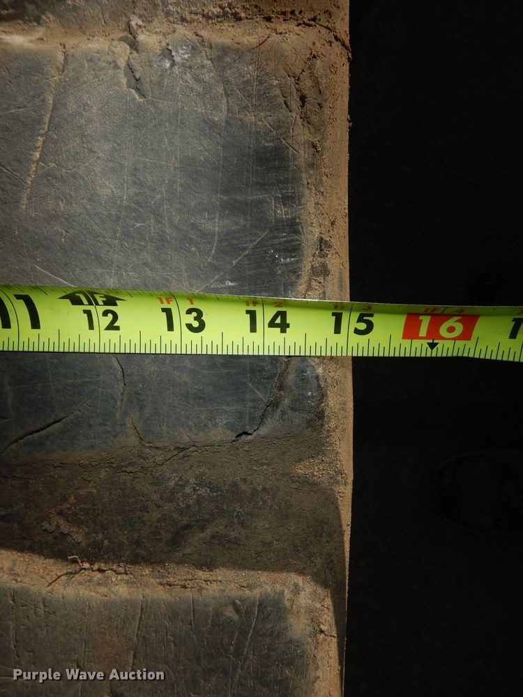 image for item DK7587 Kubota SVL75-2  skid steer loader