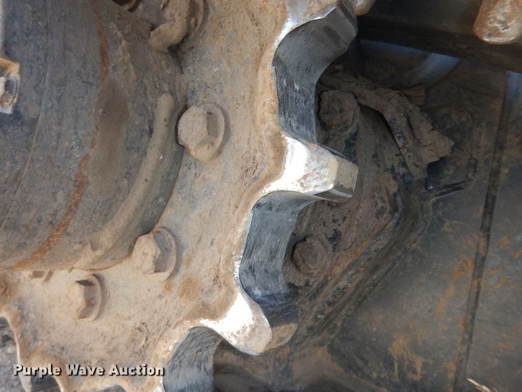 image for item DK7587 Kubota SVL75-2  skid steer loader