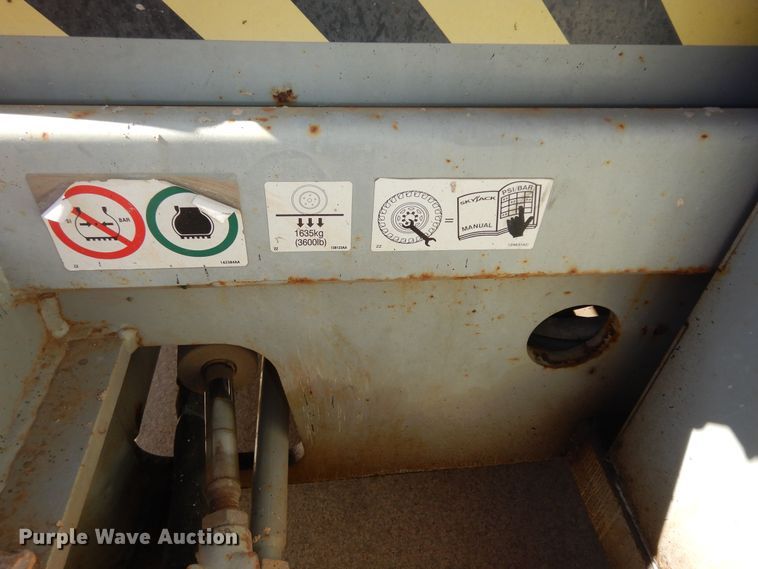 image for item DK7588 Skyjack SJ6832RT  scissor lift