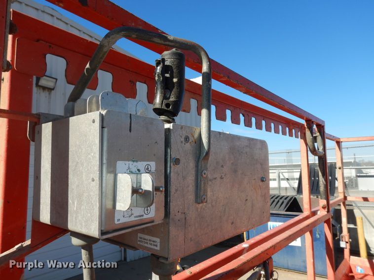 image for item DK7588 Skyjack SJ6832RT  scissor lift