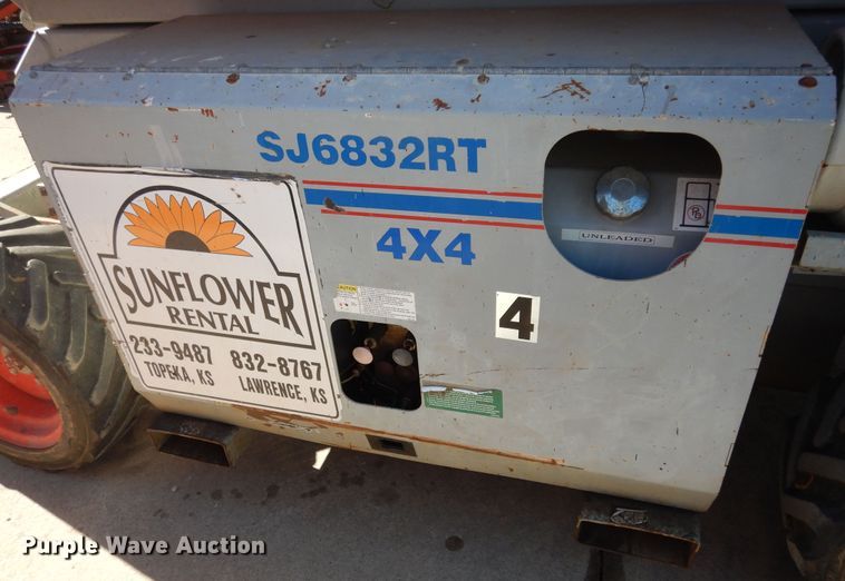 image for item DK7588 Skyjack SJ6832RT  scissor lift