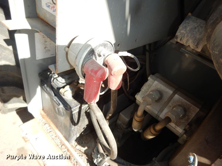 image for item DK7588 Skyjack SJ6832RT  scissor lift