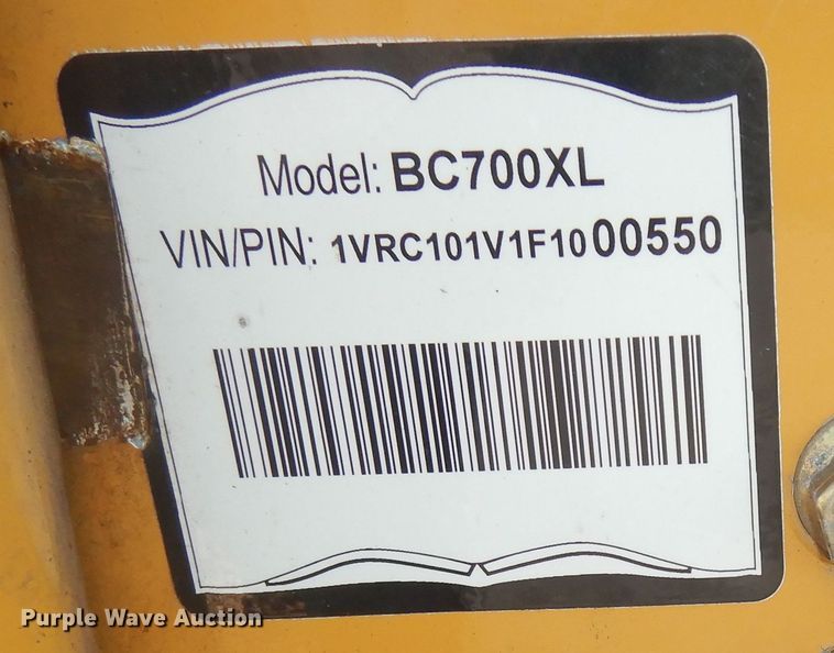 image for item DK7590 2015 Vermeer BC700XL  wood chipper