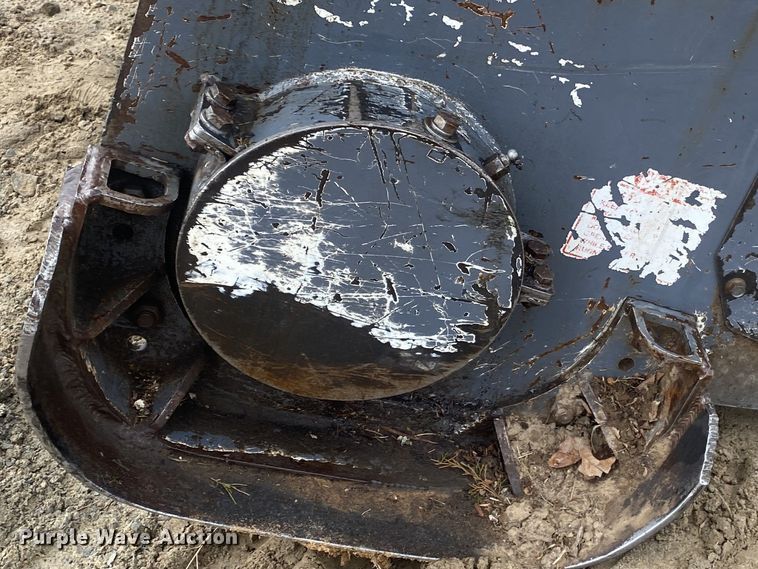 image for item DL7014 Loftness 61G4S37B3  skid steer mulcher