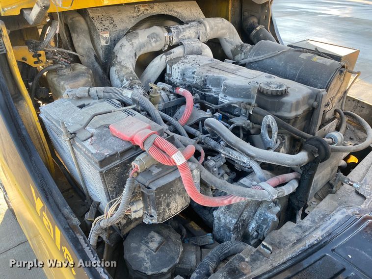 image for item DL7018 Yale  forklift