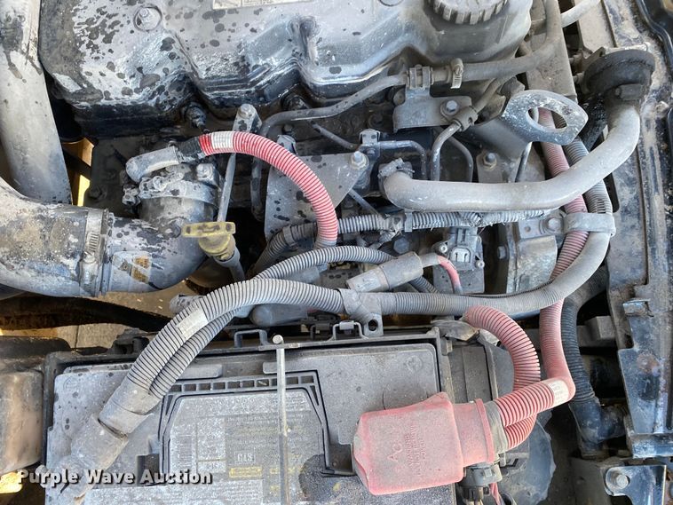 image for item DL7018 Yale  forklift