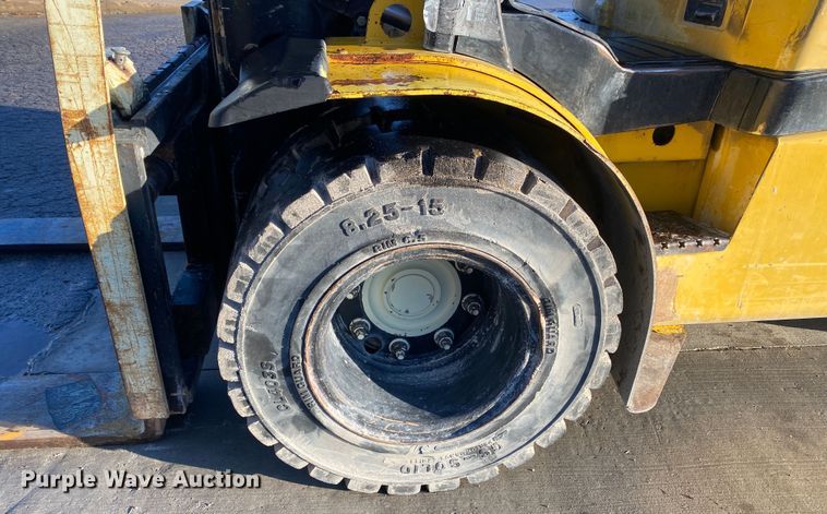 image for item DL7018 Yale  forklift