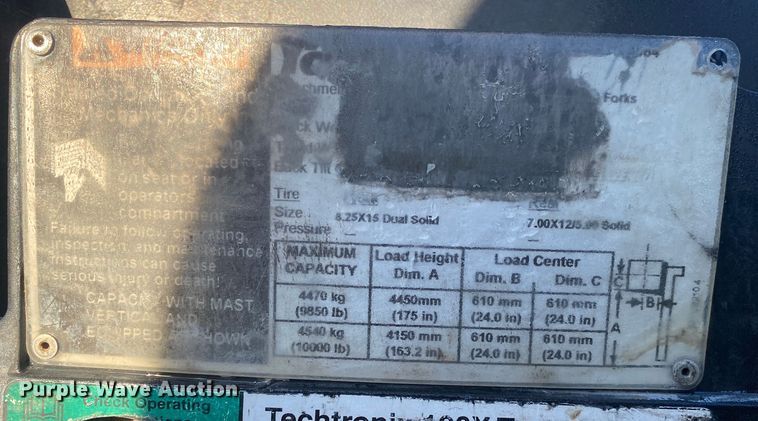 image for item DL7018 Yale  forklift