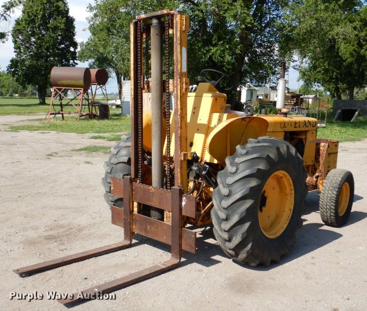 image for item DM2270 International Harvester 5410  forklift