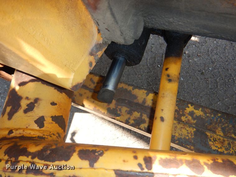 image for item DM2270 International Harvester 5410  forklift