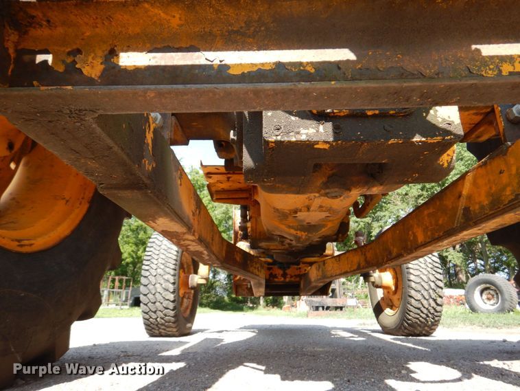 image for item DM2270 International Harvester 5410  forklift