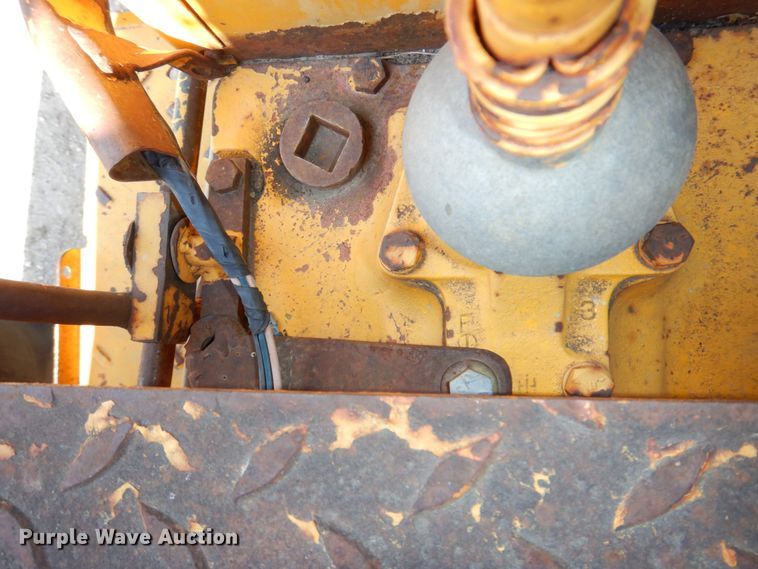 image for item DM2270 International Harvester 5410  forklift