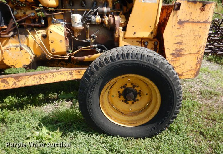 image for item DM2270 International Harvester 5410  forklift