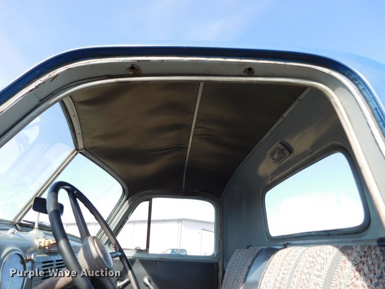 image for item DM2554 1952 Chevrolet  pickup truck