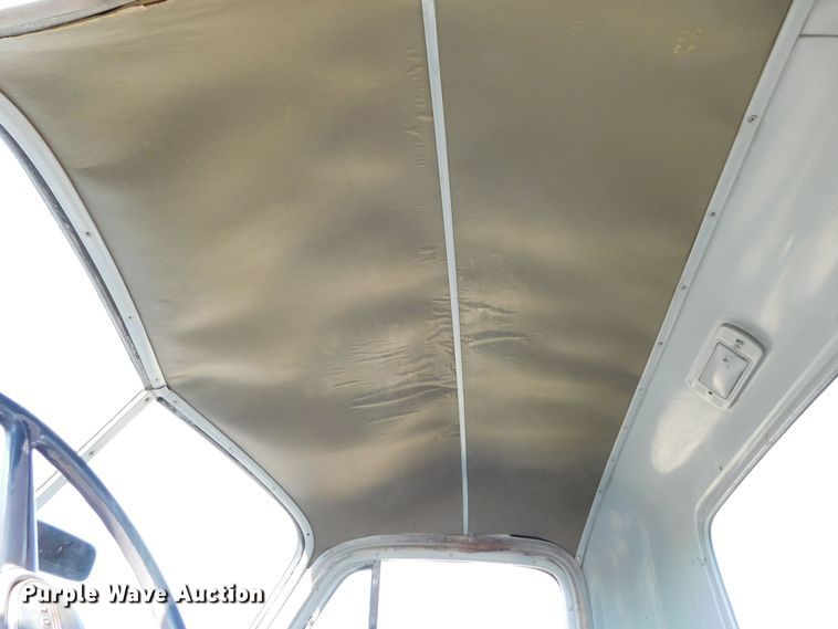 image for item DM2554 1952 Chevrolet  pickup truck