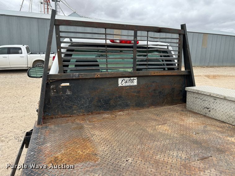 image for item DM2555 2013  Chevrolet Silverado 1500  flatbed truck