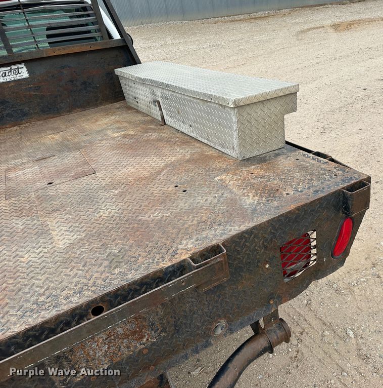 image for item DM2555 2013  Chevrolet Silverado 1500  flatbed truck