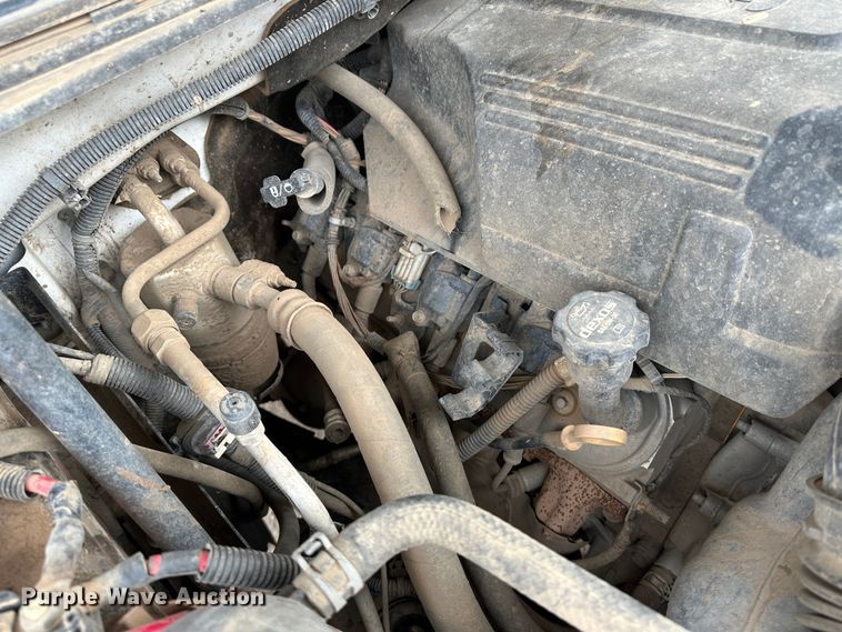 image for item DM2555 2013  Chevrolet Silverado 1500  flatbed truck