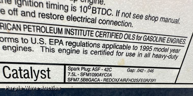 image for item DM2557 1995 Ford F350  flatbed truck