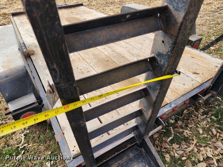 image for item DM4854 1986 Trail King TK10  equipment trailer