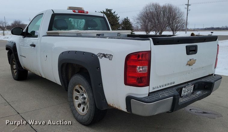 image for item DM8192 2010  Chevrolet Silverado 1500  pickup truck