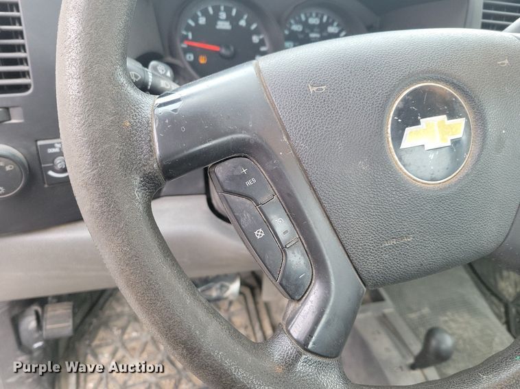 image for item DM8192 2010  Chevrolet Silverado 1500  pickup truck