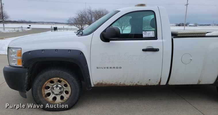 image for item DM8192 2010  Chevrolet Silverado 1500  pickup truck