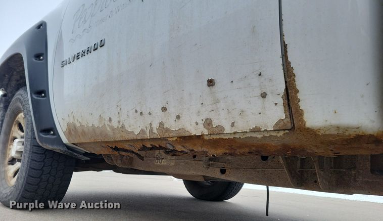 image for item DM8192 2010  Chevrolet Silverado 1500  pickup truck