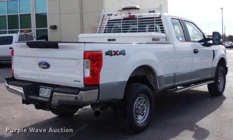 image for item DN6267 2019 Ford F250 Super Duty  SuperCab pickup truck