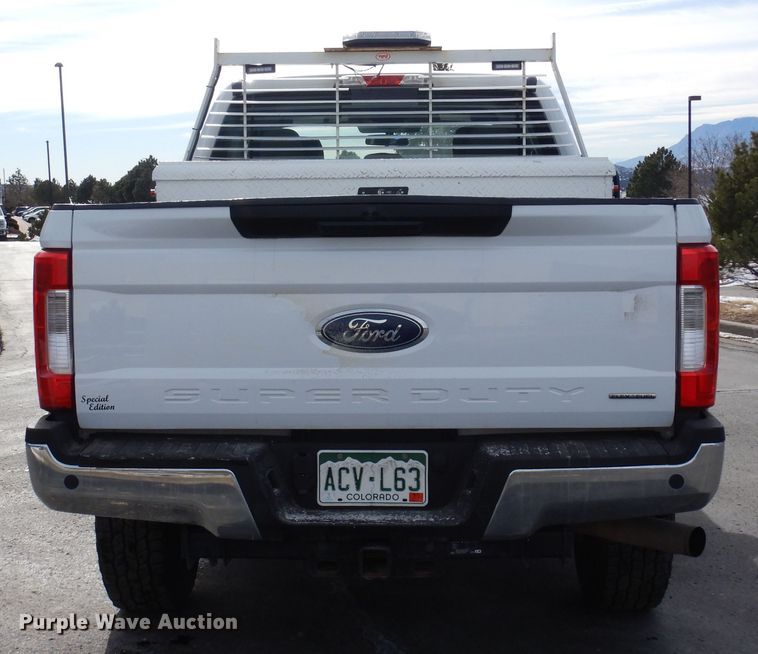 image for item DN6267 2019 Ford F250 Super Duty  SuperCab pickup truck