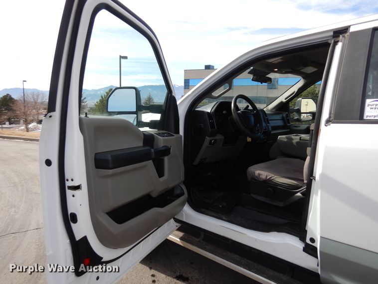 image for item DN6267 2019 Ford F250 Super Duty  SuperCab pickup truck