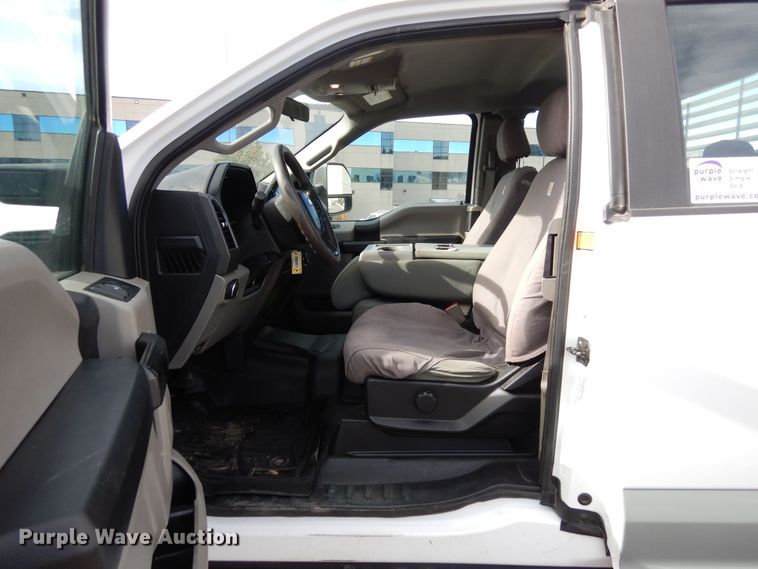 image for item DN6267 2019 Ford F250 Super Duty  SuperCab pickup truck