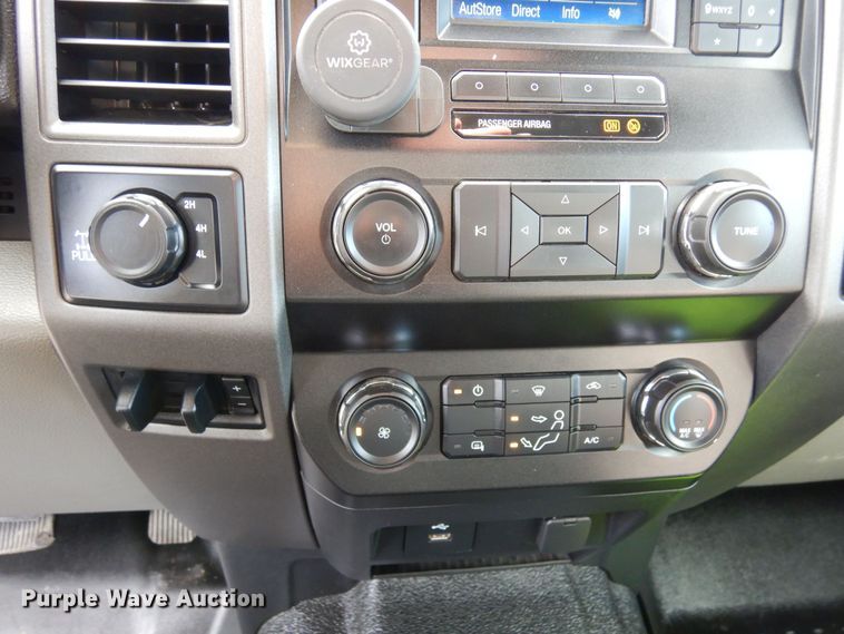 image for item DN6267 2019 Ford F250 Super Duty  SuperCab pickup truck