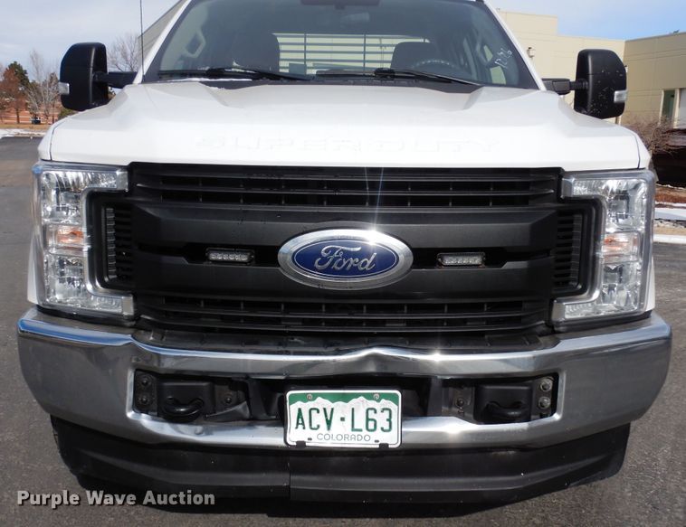 image for item DN6267 2019 Ford F250 Super Duty  SuperCab pickup truck