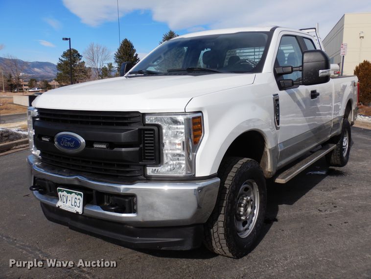 image for item DN6267 2019 Ford F250 Super Duty  SuperCab pickup truck