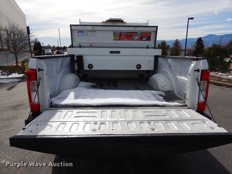 image for item DN6267 2019 Ford F250 Super Duty  SuperCab pickup truck