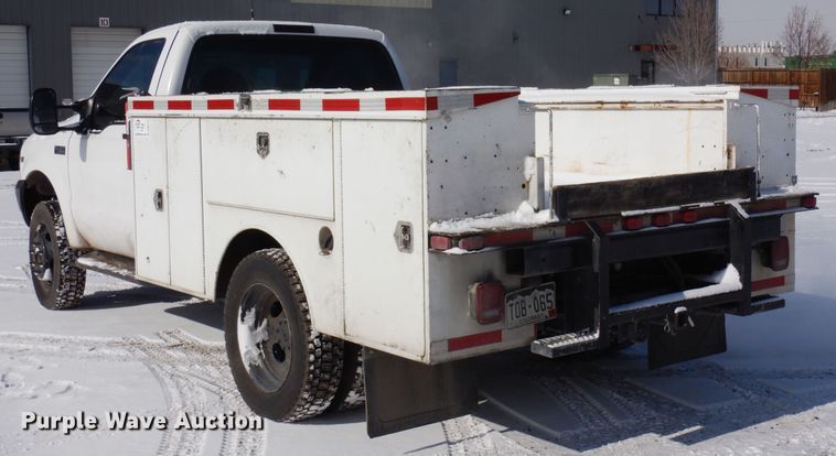 image for item DN6270 2000 Ford F450 Super Duty  utility / service truck