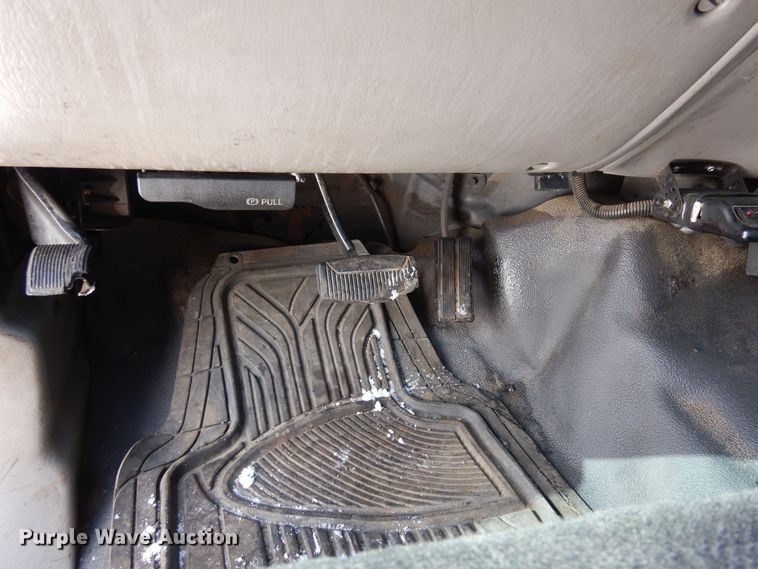 image for item DN6270 2000 Ford F450 Super Duty  utility / service truck