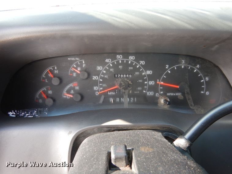 image for item DN6270 2000 Ford F450 Super Duty  utility / service truck